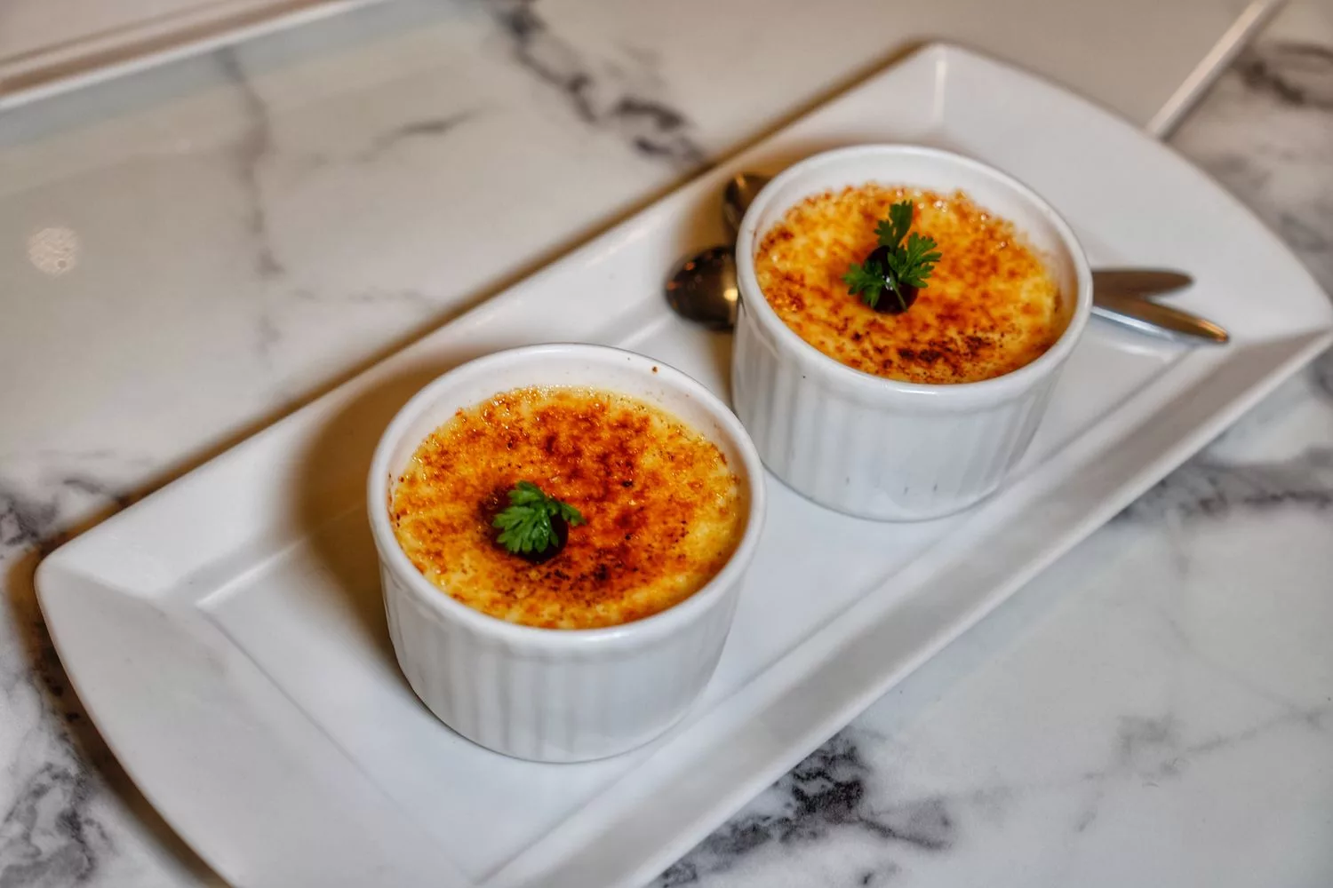 【南京三民美食】Wayne’s Seattle 瑋恩西雅圖美式龍蝦牛排餐廳，約會慶生週年儀式感首選! @混血珊莎的奇幻旅程