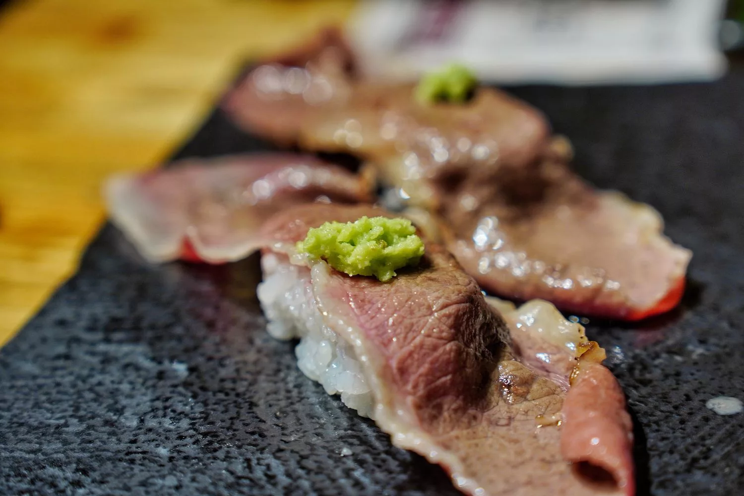 燒肉神戶あぶり牧場本店｜大阪梅田美食推薦神戶牛專賣店，大啖頂級燒肉! @混血珊莎的奇幻旅程