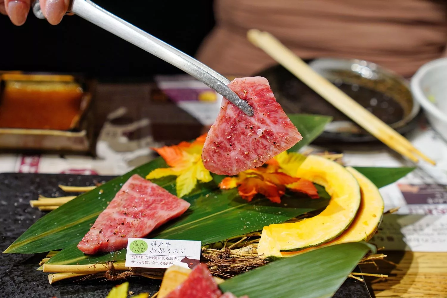 燒肉神戶あぶり牧場本店｜大阪梅田美食推薦神戶牛專賣店，大啖頂級燒肉! @混血珊莎的奇幻旅程