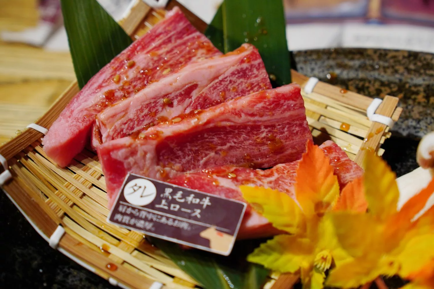 燒肉神戶あぶり牧場本店｜大阪梅田美食推薦神戶牛專賣店，大啖頂級燒肉! @混血珊莎的奇幻旅程