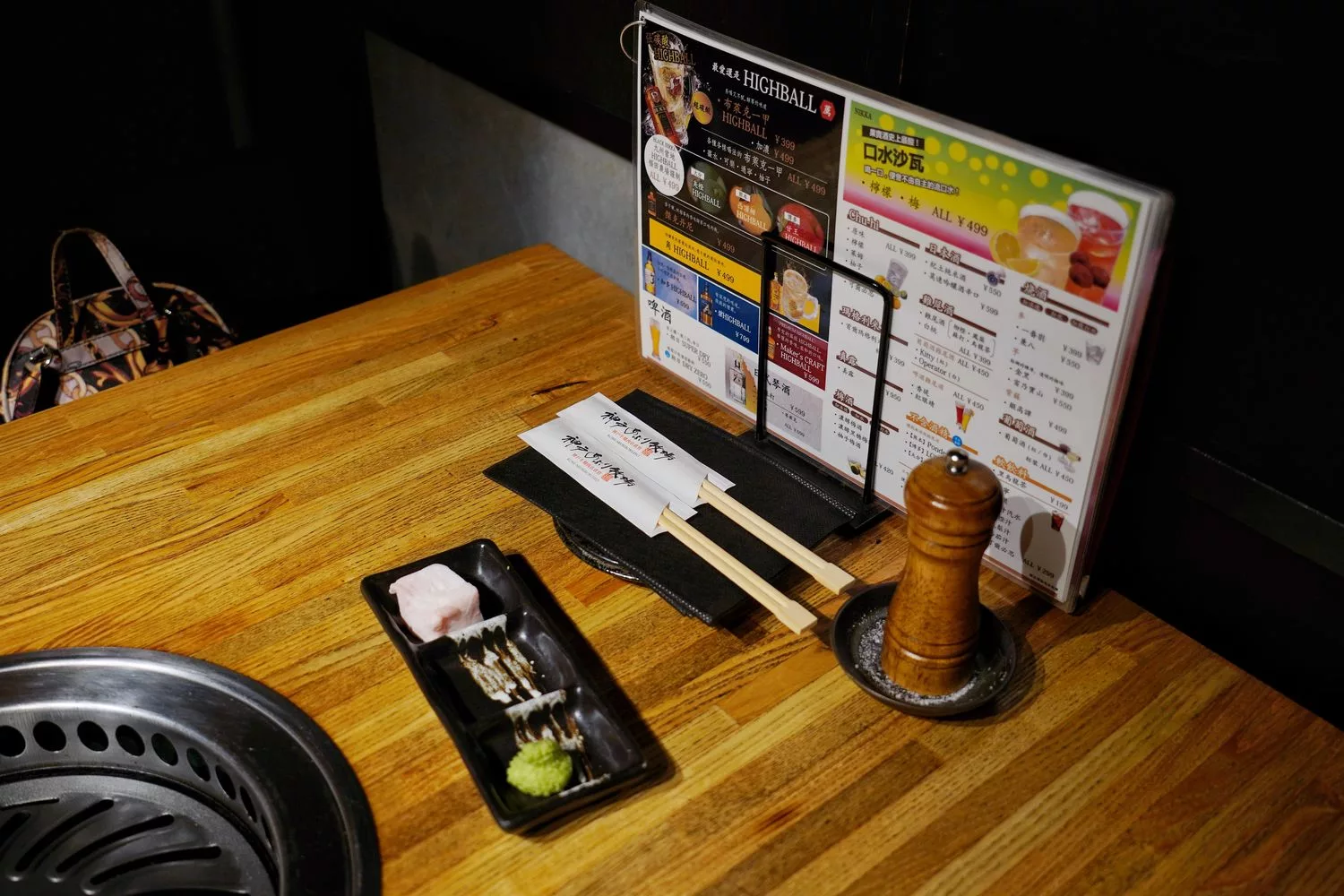 燒肉神戶あぶり牧場本店｜大阪梅田美食推薦神戶牛專賣店，大啖頂級燒肉! @混血珊莎的奇幻旅程