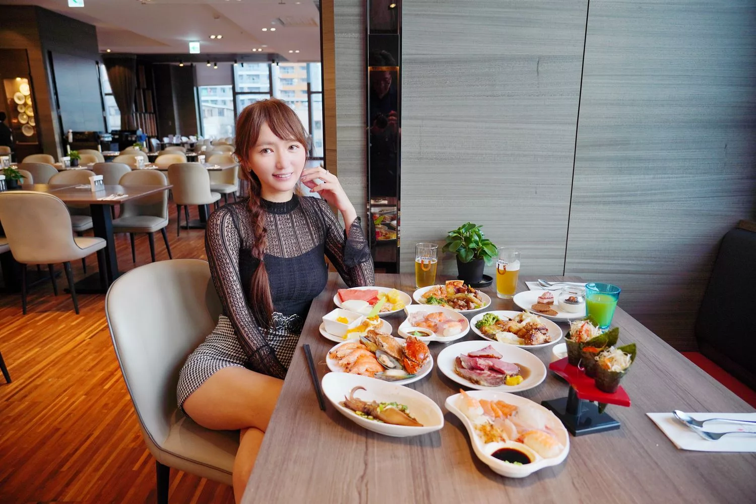 【萬華飯店吃到飽】凱達大飯店百宴自助餐廳，藍鑽蟹、現沖牛肉湯，免千元無限吃到飽! @混血珊莎的奇幻旅程