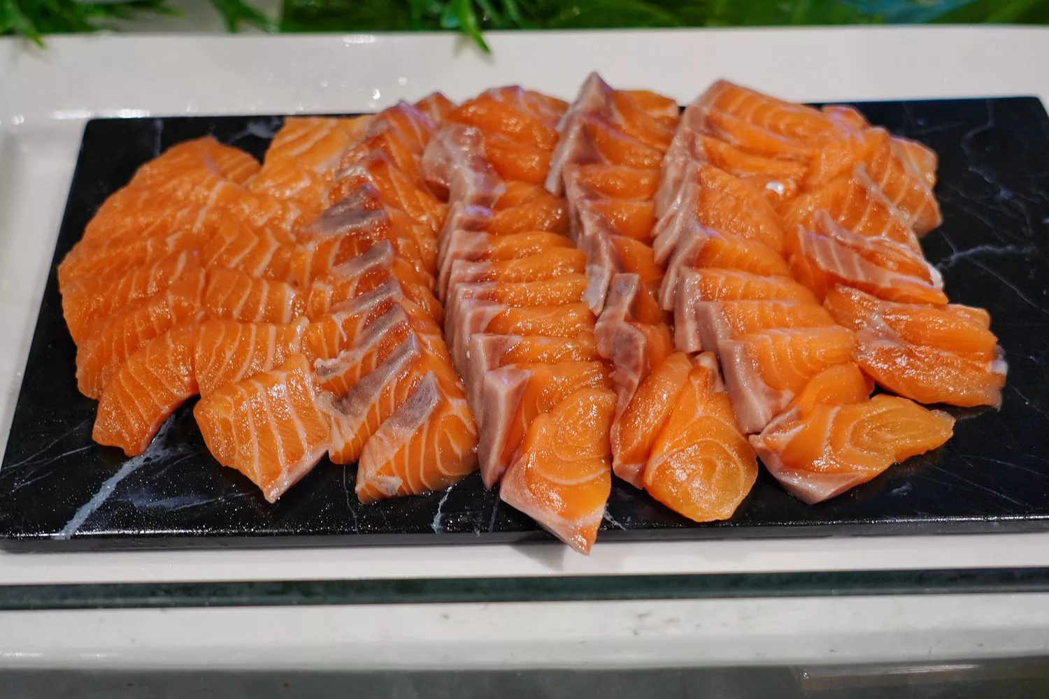 【萬華飯店吃到飽】凱達大飯店百宴自助餐廳，藍鑽蟹、現沖牛肉湯，免千元無限吃到飽! @混血珊莎的奇幻旅程