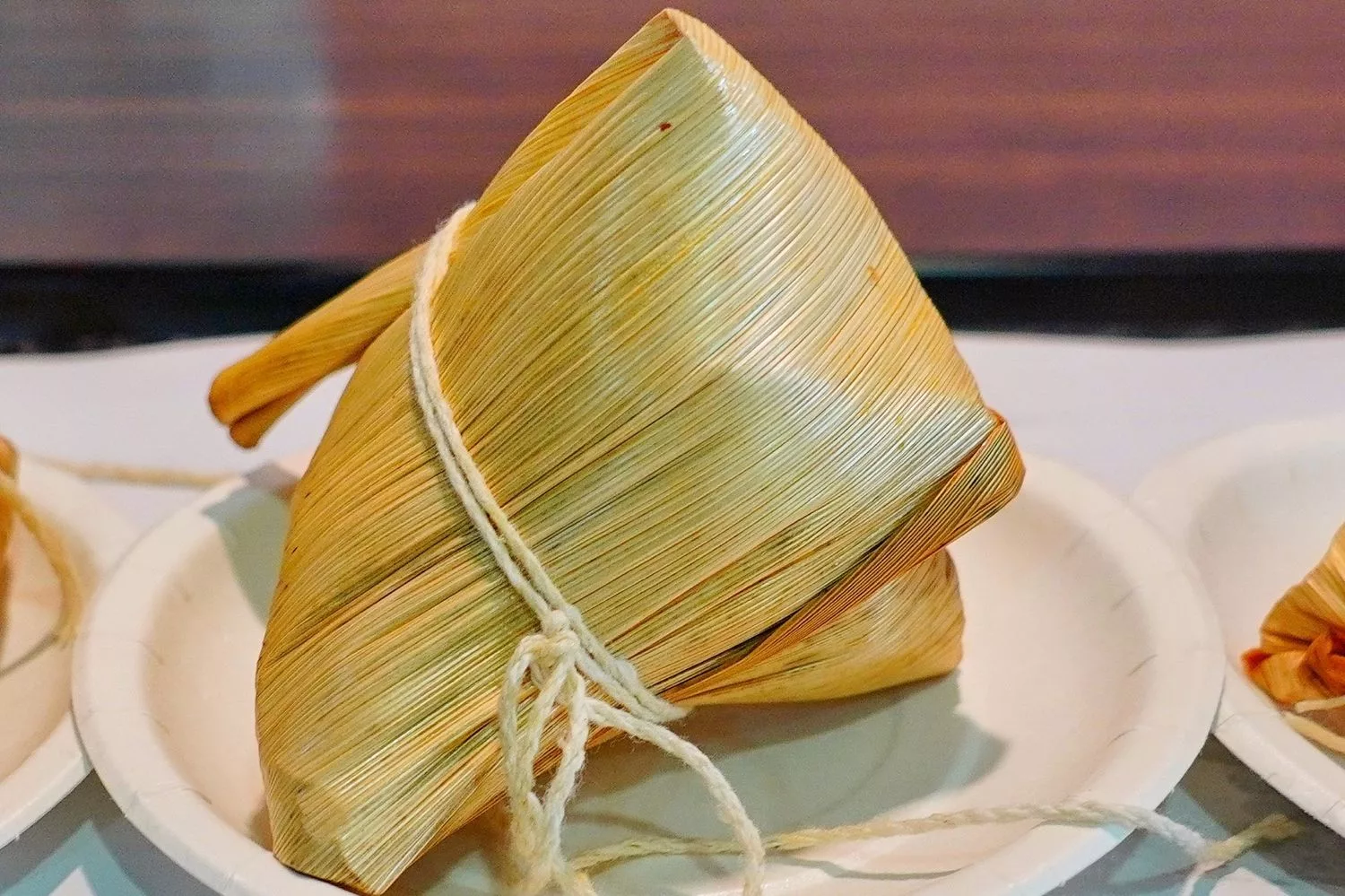【陳家肉粽】原十八王公地下街 40 年老店，在地人激推的必吃美味! @混血珊莎的奇幻旅程