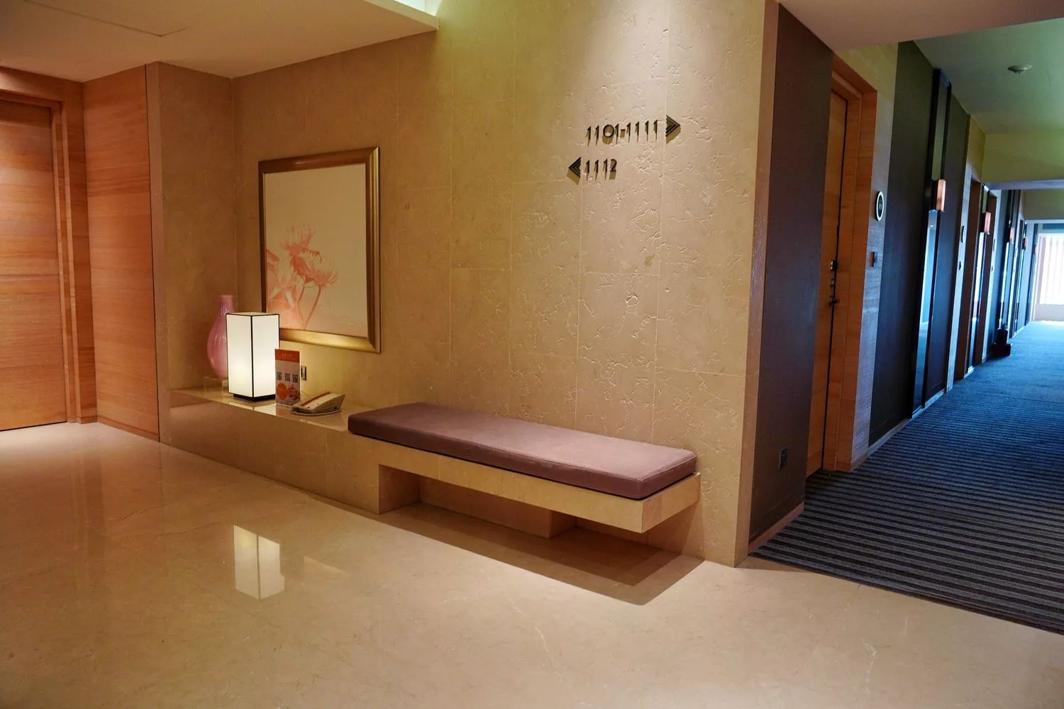 【善導寺住宿】和逸飯店台北忠孝館,時尚簡約房型,走路 1 分鐘到捷運,停車交通都方便! @混血珊莎的奇幻旅程 【善導寺住宿】和逸飯店台北忠孝館,時尚簡約房型,走路 1 分鐘到捷運,停車交通都方便! @混血珊莎的奇幻旅程