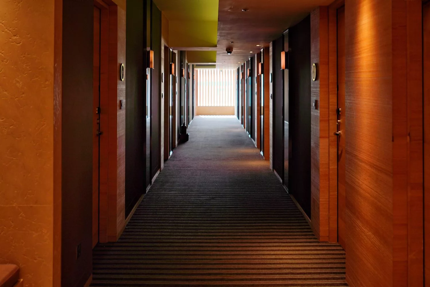 【善導寺住宿】和逸飯店台北忠孝館,時尚簡約房型,走路 1 分鐘到捷運,停車交通都方便! @混血珊莎的奇幻旅程 【善導寺住宿】和逸飯店台北忠孝館,時尚簡約房型,走路 1 分鐘到捷運,停車交通都方便! @混血珊莎的奇幻旅程