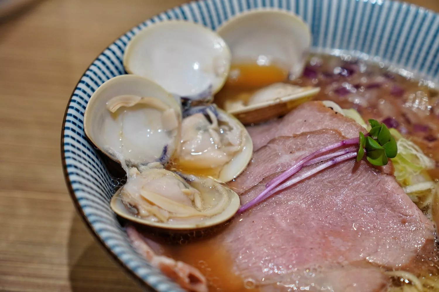【京都拉麵】貝だし麺きた田(貝湯麵 北田)，蛤蠣湯底清爽系拉麵，京都排隊人氣名店! @混血珊莎的奇幻旅程