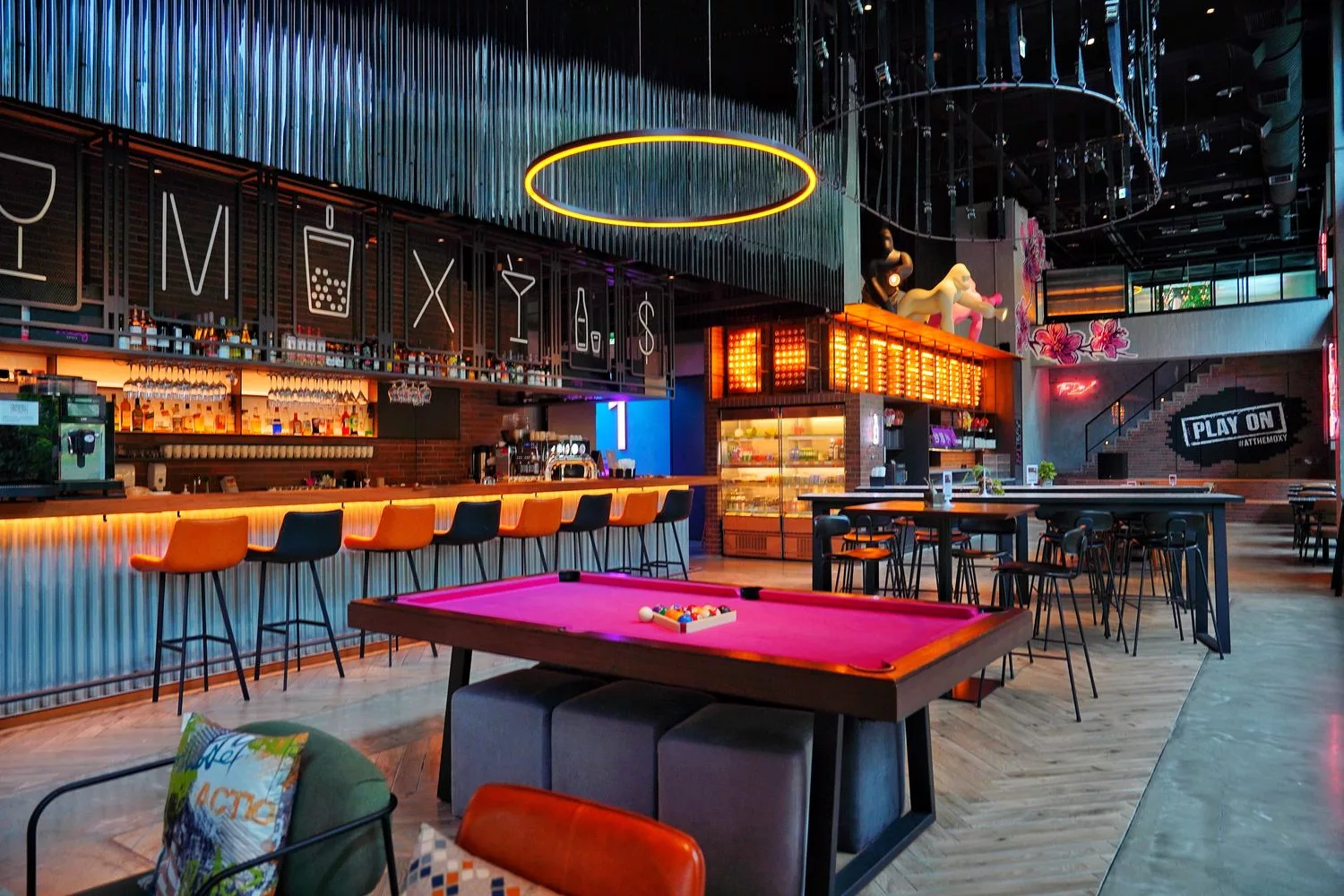 【台中豐邑moxy酒店早餐】中西式早餐台灣小吃，潮流大廳享用美味早餐! @混血珊莎的奇幻旅程