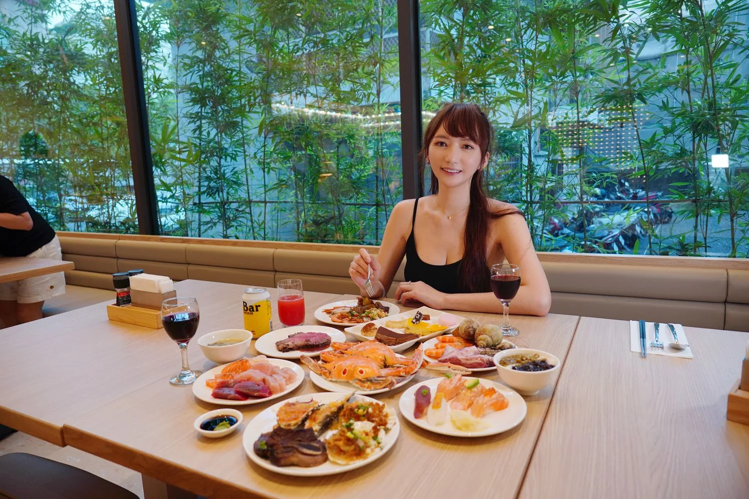 葛瑪蘭之星飯店自助餐｜星苑餐廳，爽吃現蒸三點蟹跟漁港直送海鮮! @混血珊莎的奇幻旅程