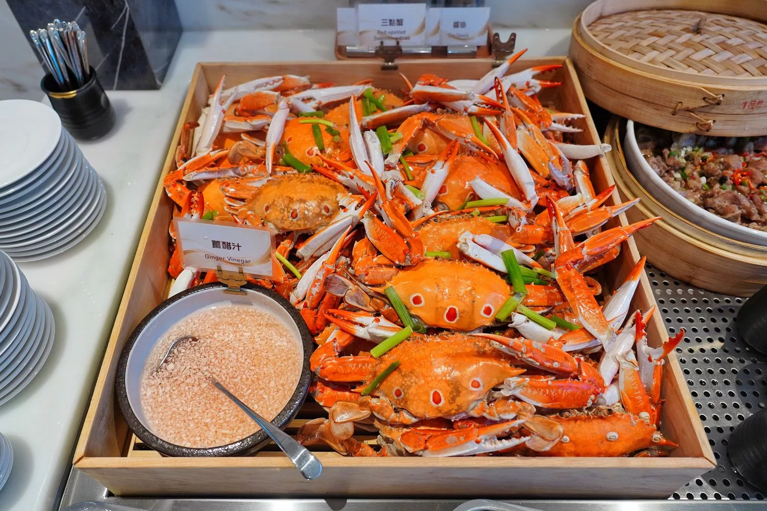 葛瑪蘭之星飯店自助餐｜星苑餐廳，爽吃現蒸三點蟹跟漁港直送海鮮! @混血珊莎的奇幻旅程