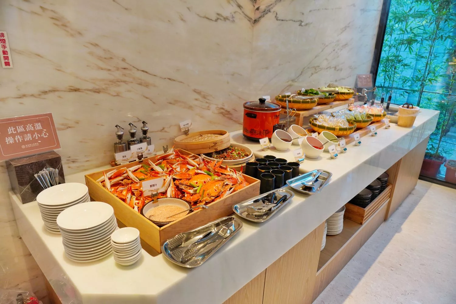 葛瑪蘭之星飯店自助餐｜星苑餐廳，爽吃現蒸三點蟹跟漁港直送海鮮! @混血珊莎的奇幻旅程