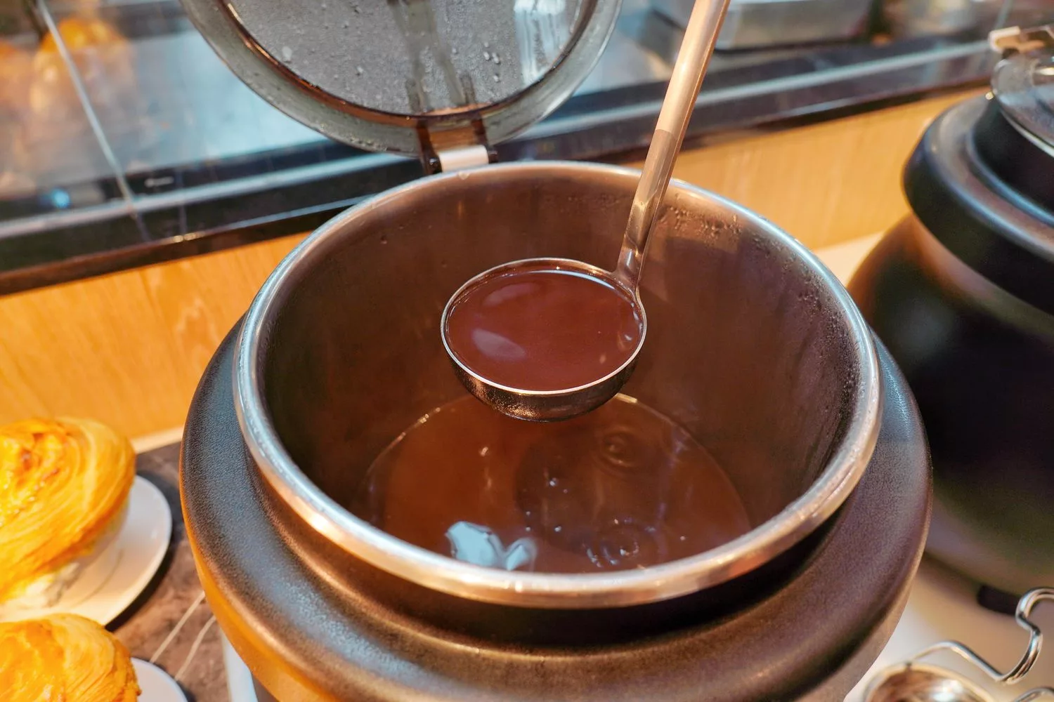葛瑪蘭之星飯店自助餐｜星苑餐廳，爽吃現蒸三點蟹跟漁港直送海鮮! @混血珊莎的奇幻旅程
