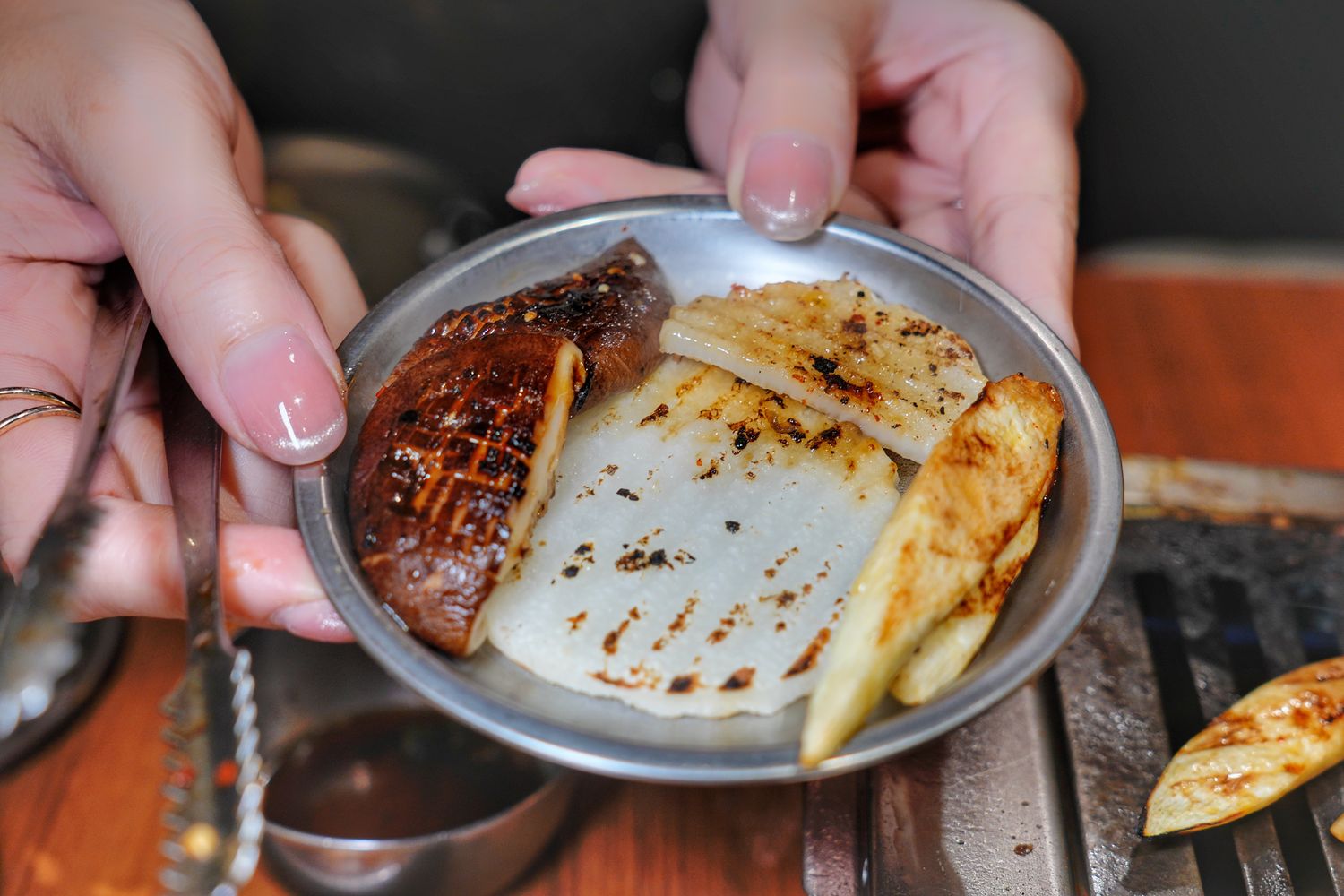 大阪燒肉 燒魂yakikon大安本店|東區超夯純正日本燒肉! @混血珊莎的奇幻旅程 大阪燒肉 燒魂yakikon大安本店|東區超夯純正日本燒肉! @混血珊莎的奇幻旅程