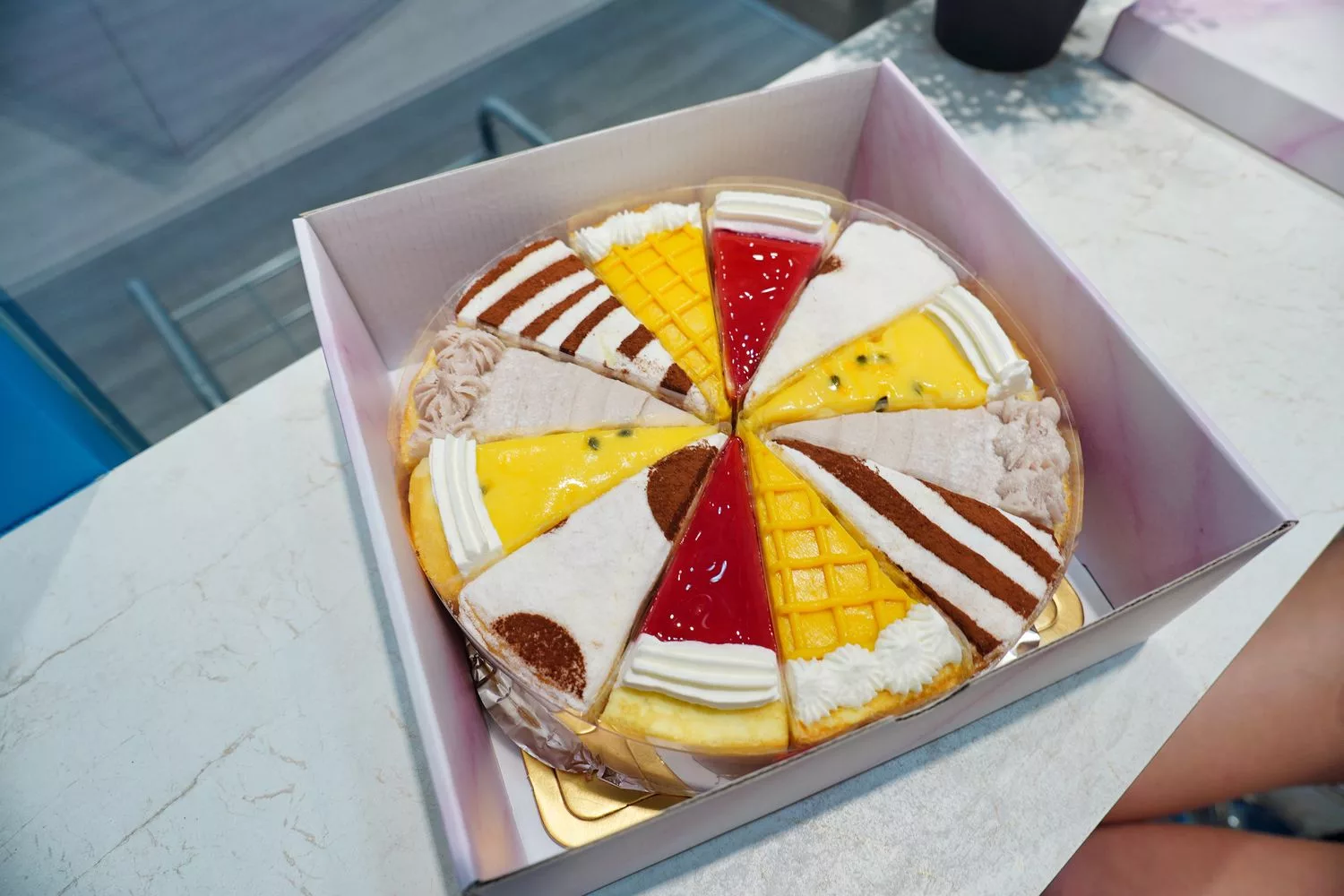 【台中蛋糕店】2度c niguo 豐原店,純手工製作多達18種口味,必點季節限定芒果千層! @混血珊莎的奇幻旅程 【台中蛋糕店】2度c niguo 豐原店,純手工製作多達18種口味,必點季節限定芒果千層! @混血珊莎的奇幻旅程