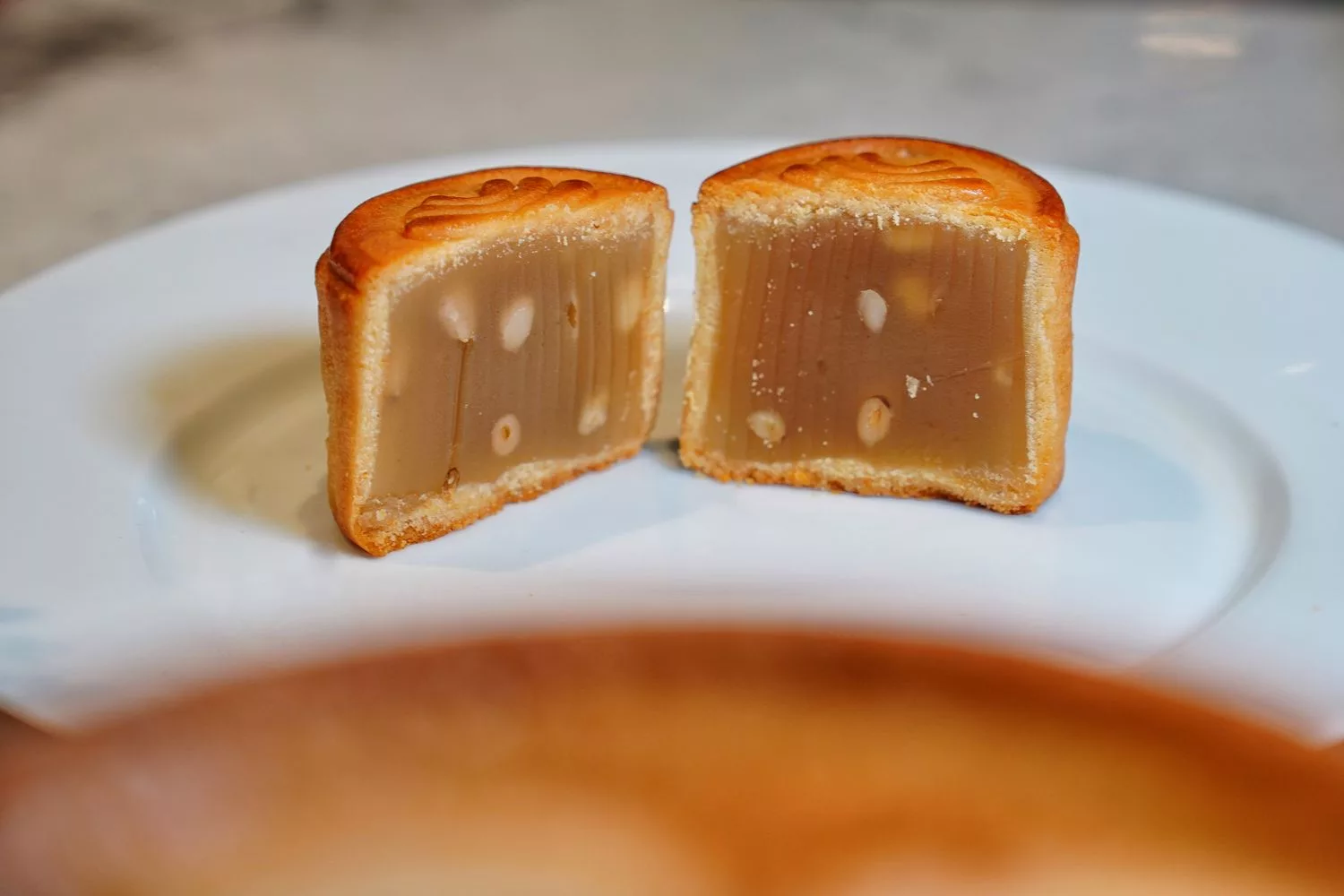 【中秋禮盒推薦】 2023 漢來情月中秋月餅禮盒，漢來大飯店月餅年節送禮首選，獨家早鳥免運優惠! @混血珊莎的奇幻旅程
