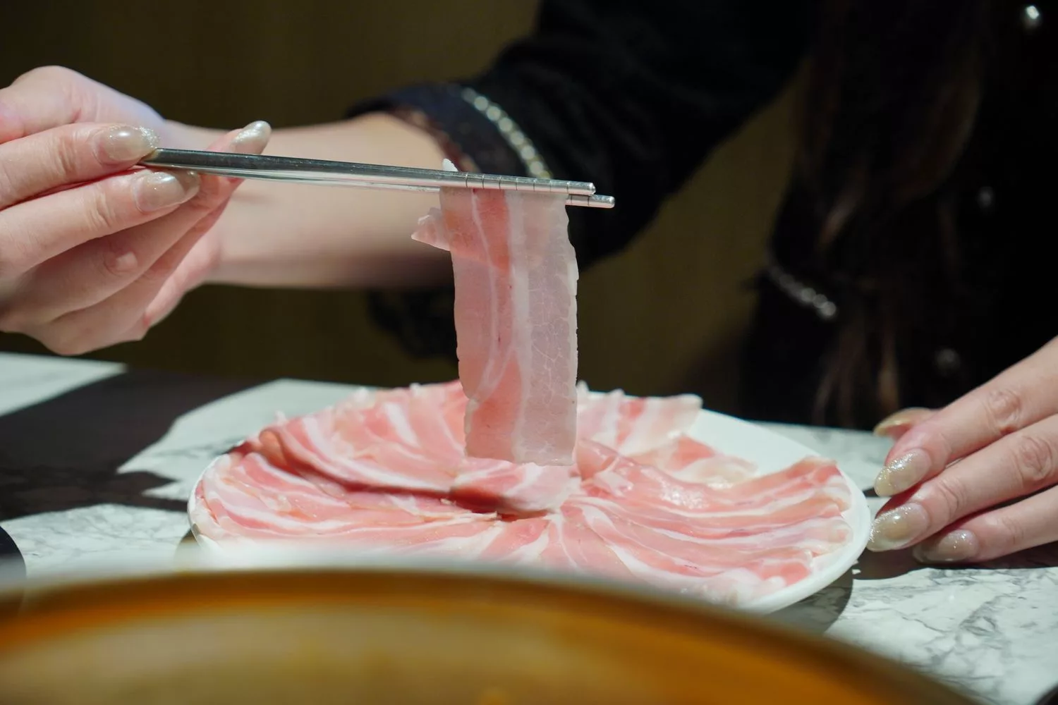 【霧峰火鍋】築崎相撲鍋物霧峰,平價火鍋只要$170起,自助吧無限吃到飽! @混血珊莎的奇幻旅程 【霧峰火鍋】築崎相撲鍋物霧峰,平價火鍋只要$170起,自助吧無限吃到飽! @混血珊莎的奇幻旅程