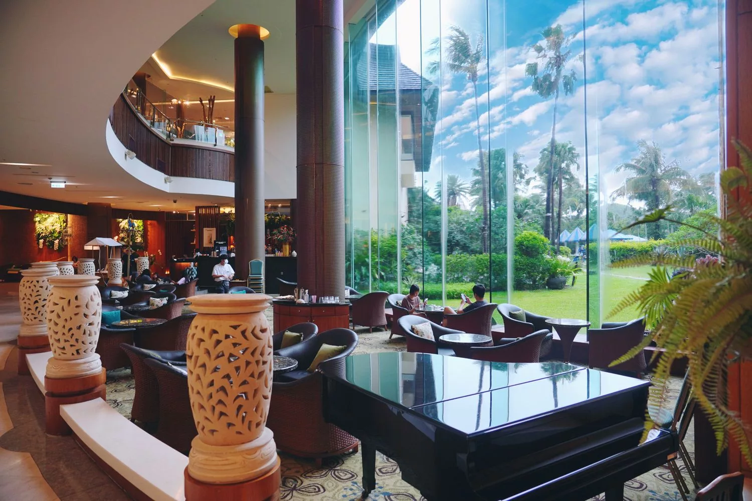 【墾丁凱撒一泊二食】海洋風景緻客房，晚餐自助buffet吃到飽! @混血珊莎的奇幻旅程