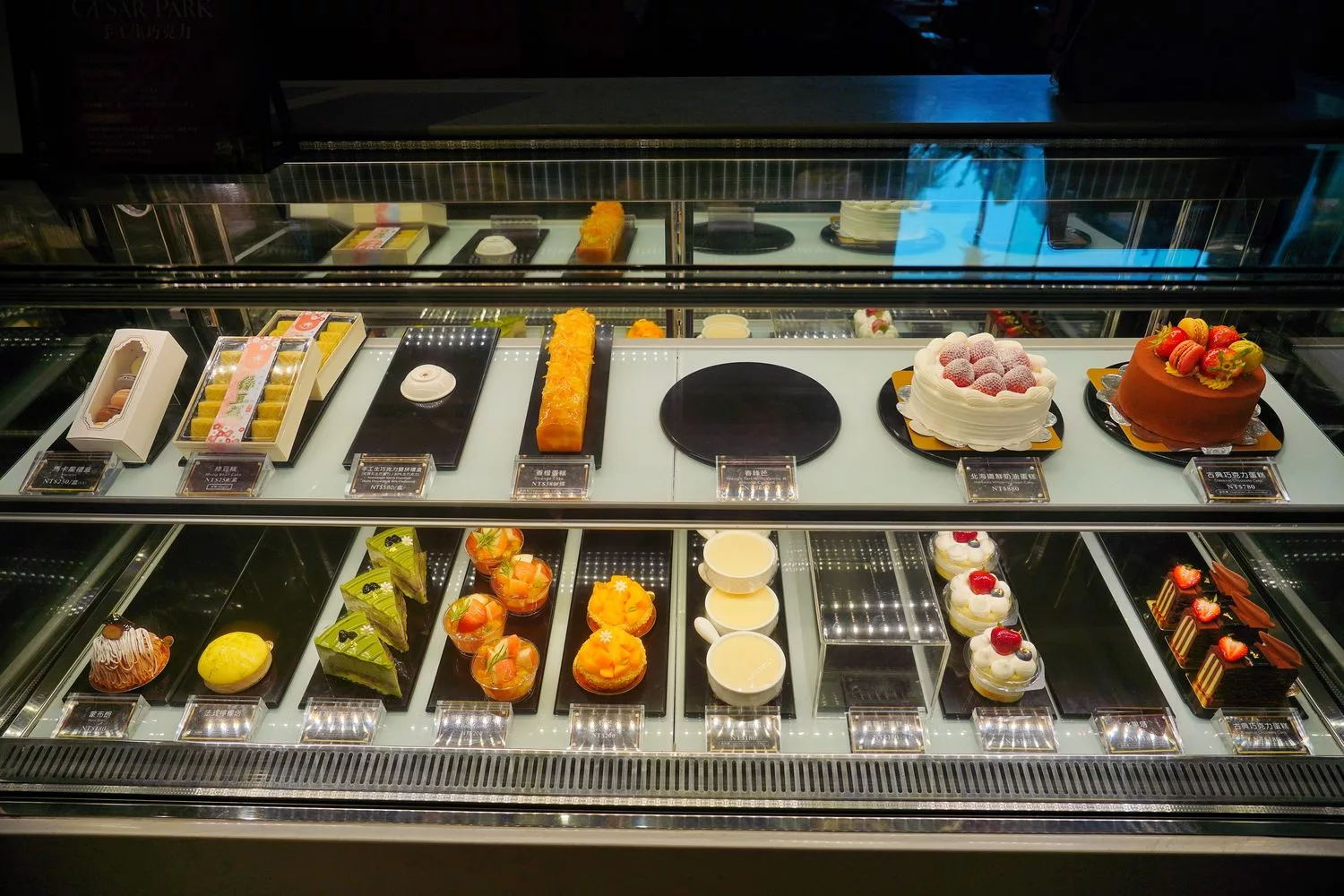 【墾丁凱撒一泊二食】海洋風景緻客房，晚餐自助buffet吃到飽! @混血珊莎的奇幻旅程