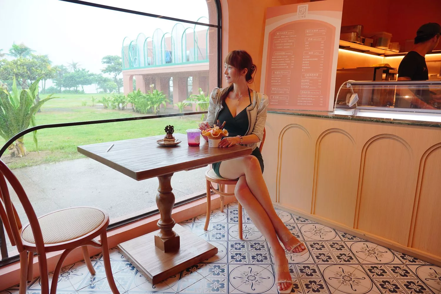 【小嶼事】墾丁大街網美系冰淇淋甜點店! @混血珊莎的奇幻旅程