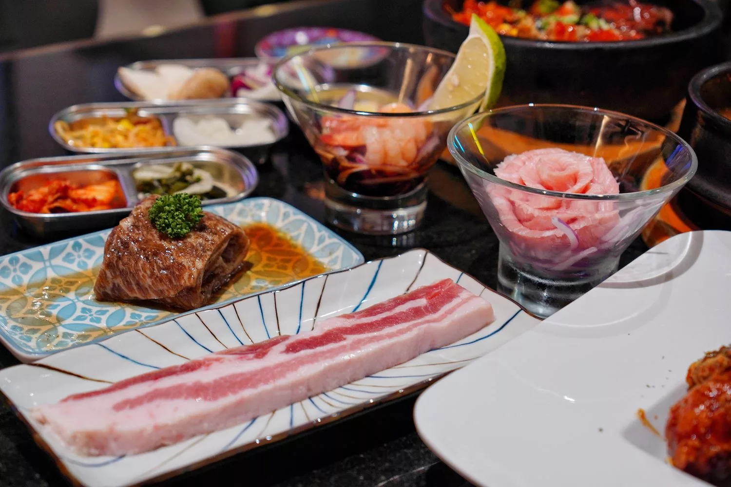 【花蓮韓式料理】花蓮延壽亭，主打低溫熟成肉品，還有小菜飲品哈根達斯吃到飽! @混血珊莎的奇幻旅程