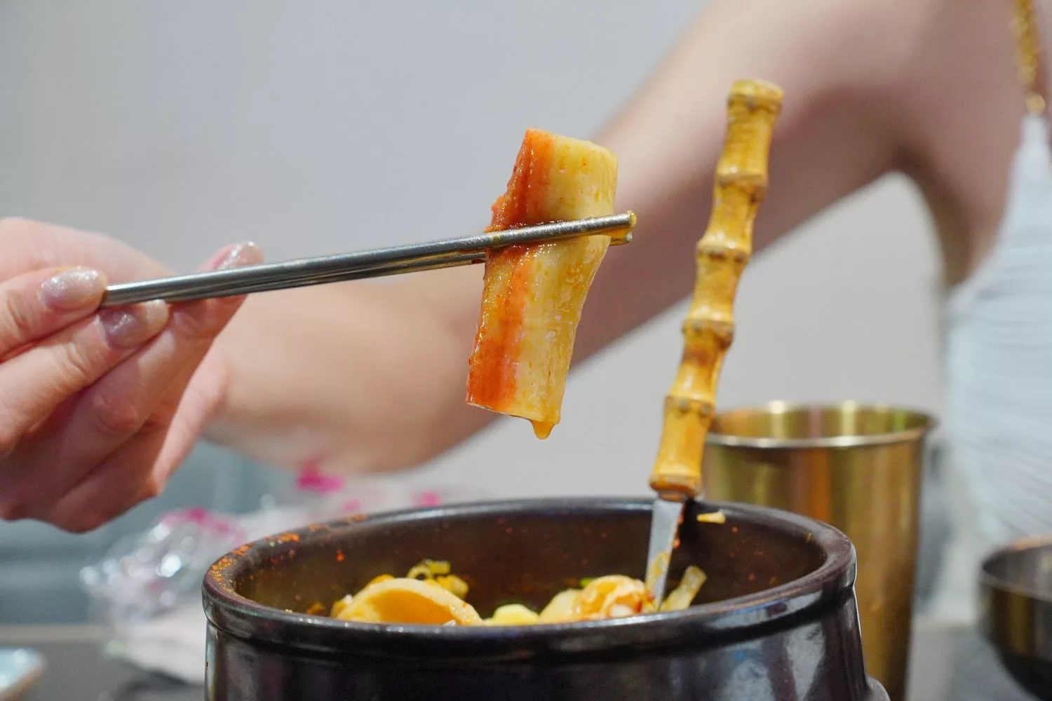 【花蓮韓式料理】花蓮延壽亭，主打低溫熟成肉品，還有小菜飲品哈根達斯吃到飽! @混血珊莎的奇幻旅程