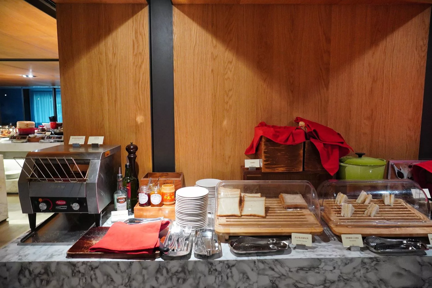 【慕軒飯店早餐】精緻早餐buffet吃到飽，現做黑松露炒蛋，敦南林蔭美景第一排! @混血珊莎的奇幻旅程