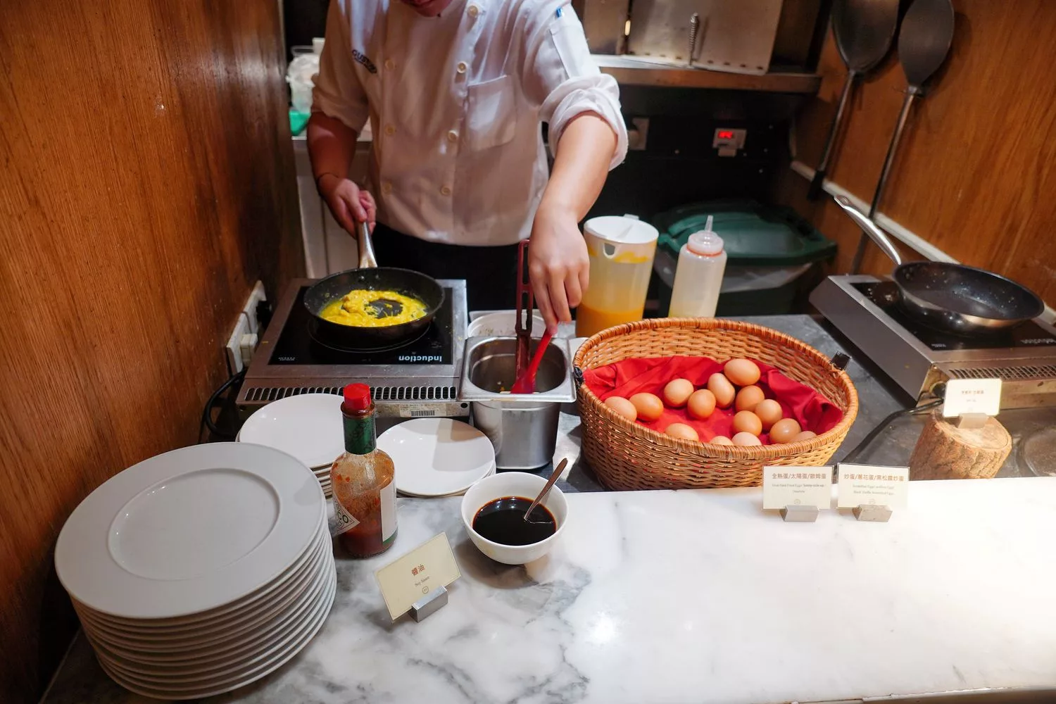【慕軒飯店早餐】精緻早餐buffet吃到飽，現做黑松露炒蛋，敦南林蔭美景第一排! @混血珊莎的奇幻旅程