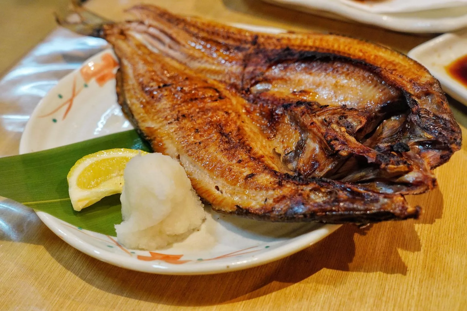 【京都居酒屋】New ebisunoニューエビスノ，在地人氣居酒屋主打海鮮料理，有中文菜單! @混血珊莎的奇幻旅程