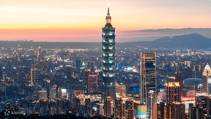 【2025台北旅遊景點推薦】32個台北一日遊景點探索指南，交通住宿美食攻略! @混血珊莎的奇幻旅程