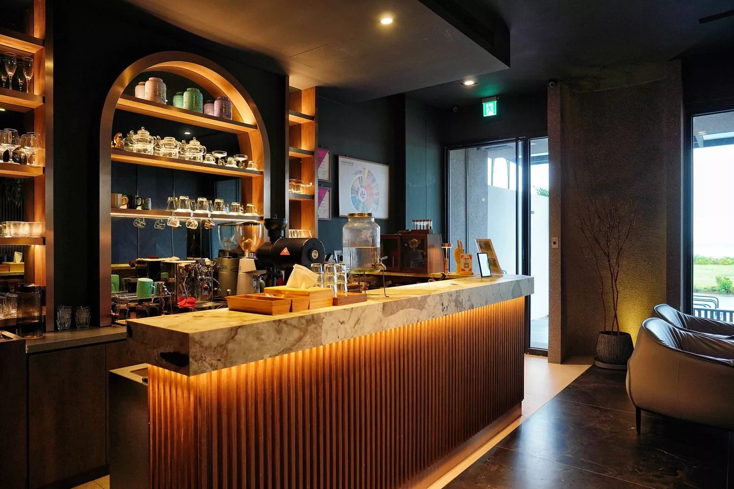 【蒿爾把拔咖啡館】新開幕質感系海景咖啡廳! @混血珊莎的奇幻旅程 【蒿爾把拔咖啡館】新開幕質感系海景咖啡廳! @混血珊莎的奇幻旅程