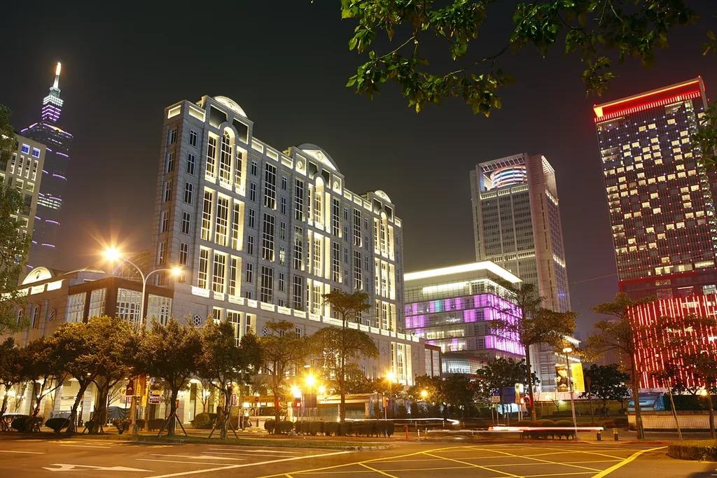【2025台北旅遊景點推薦】32個台北一日遊景點探索指南，交通住宿美食攻略! @混血珊莎的奇幻旅程