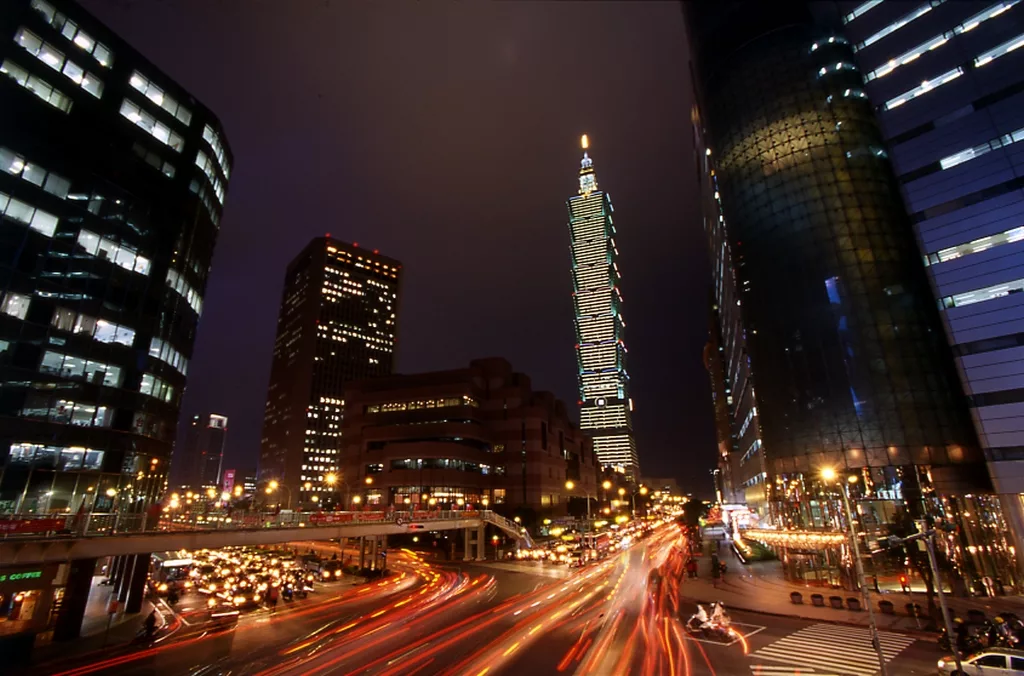 【2025台北旅遊景點推薦】32個台北一日遊景點探索指南，交通住宿美食攻略! @混血珊莎的奇幻旅程