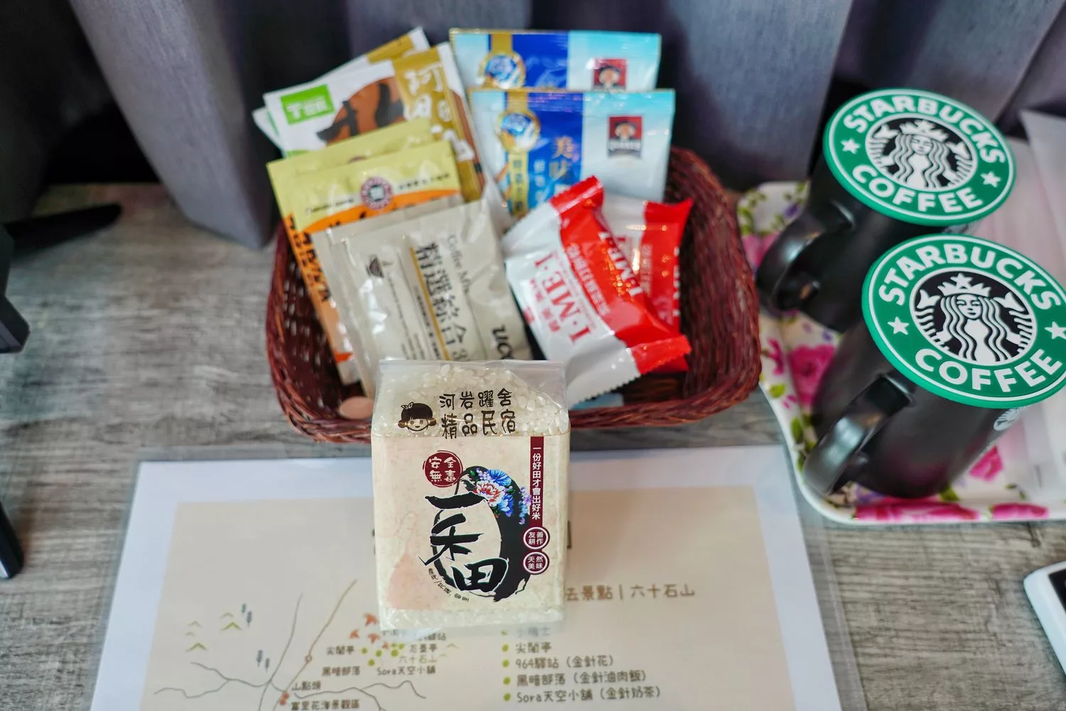 【富里民宿】河岩躍舍民宿，超夢幻三面採光房型，夜晚看星星入眠! @混血珊莎的奇幻旅程