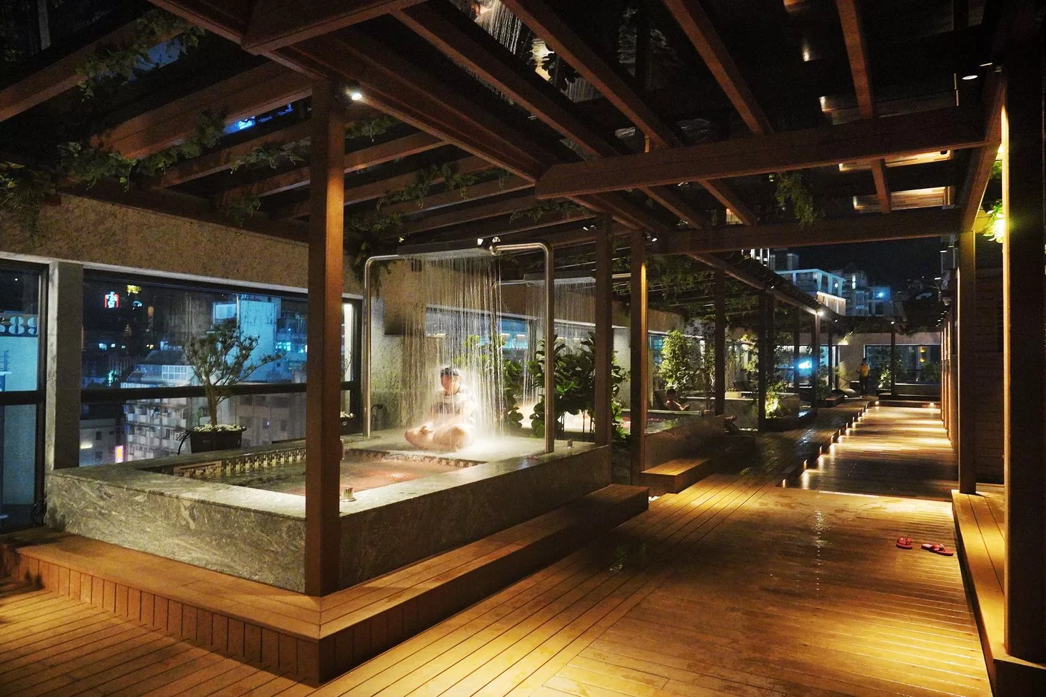葛瑪蘭之星飯店｜新開幕礁溪溫泉飯店，房內附月光石浴池，星空彩繪伴你入眠! @混血珊莎的奇幻旅程