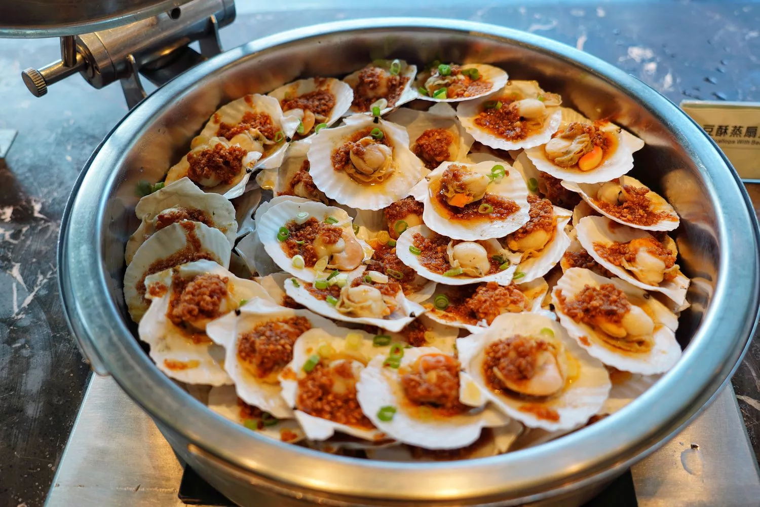 【花蓮飯店吃到飽】花蓮美侖大飯店綠苑西餐廳，爽吃牛排海鮮 3.5 小時，每人只要 800 元! @混血珊莎的奇幻旅程