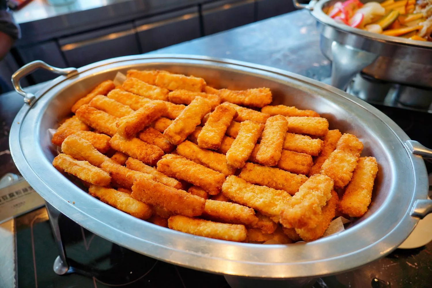【花蓮飯店吃到飽】花蓮美侖大飯店綠苑西餐廳，爽吃牛排海鮮 3.5 小時，每人只要 800 元! @混血珊莎的奇幻旅程