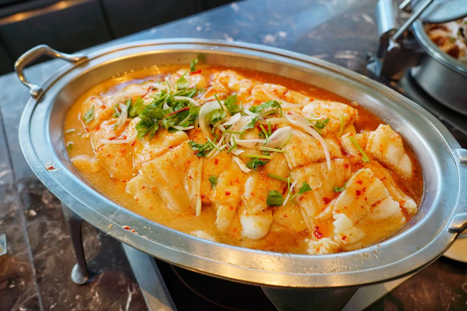 【花蓮飯店吃到飽】花蓮美侖大飯店綠苑西餐廳，爽吃牛排海鮮 3.5 小時，每人只要 800 元! @混血珊莎的奇幻旅程