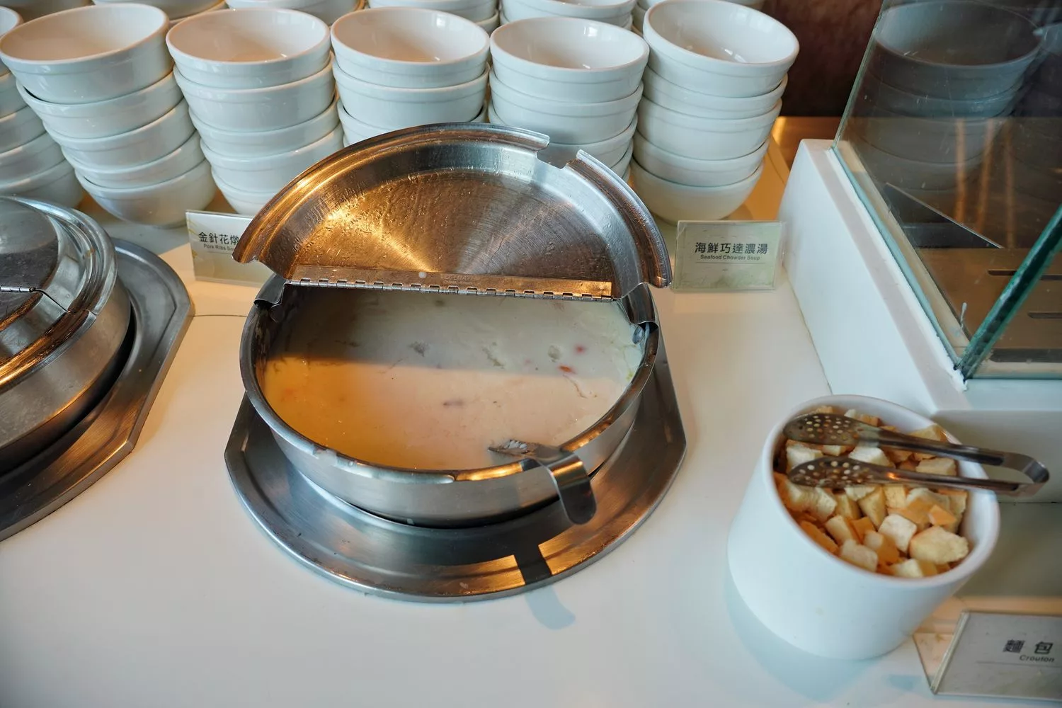 【花蓮飯店吃到飽】花蓮美侖大飯店綠苑西餐廳，爽吃牛排海鮮 3.5 小時，每人只要 800 元! @混血珊莎的奇幻旅程