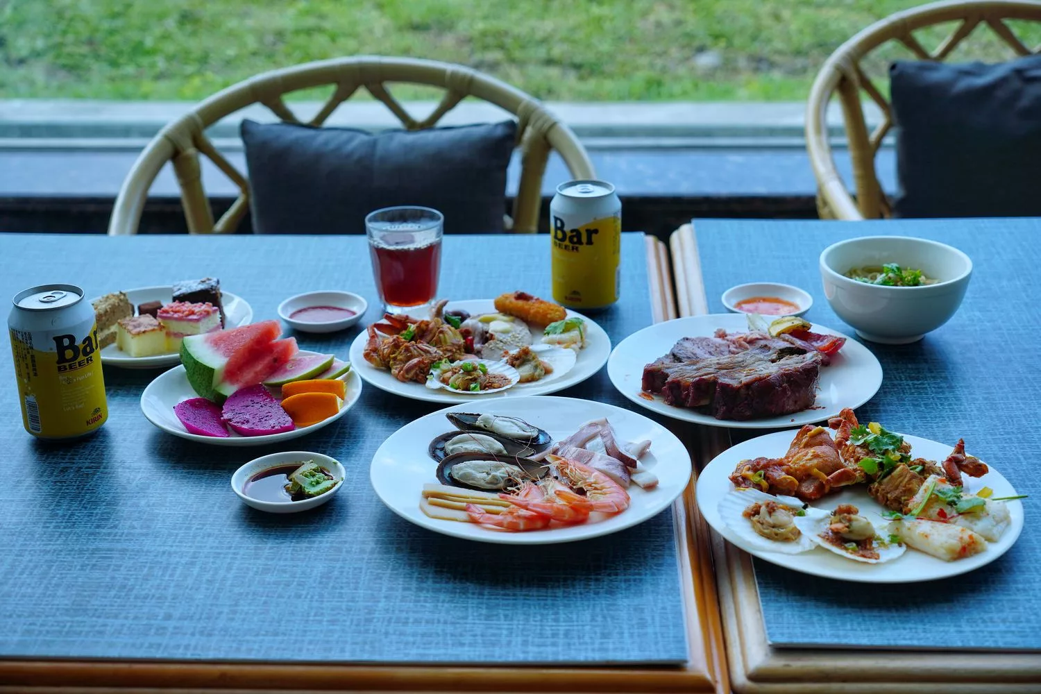 【花蓮飯店吃到飽】花蓮美侖大飯店綠苑西餐廳，爽吃牛排海鮮 3.5 小時，每人只要 800 元! @混血珊莎的奇幻旅程