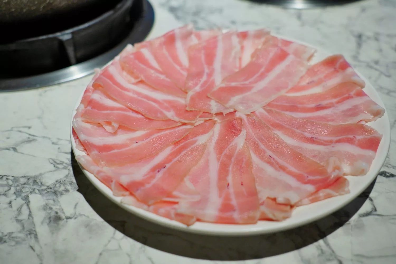 【霧峰火鍋】築崎相撲鍋物霧峰,平價火鍋只要$170起,自助吧無限吃到飽! @混血珊莎的奇幻旅程 【霧峰火鍋】築崎相撲鍋物霧峰,平價火鍋只要$170起,自助吧無限吃到飽! @混血珊莎的奇幻旅程