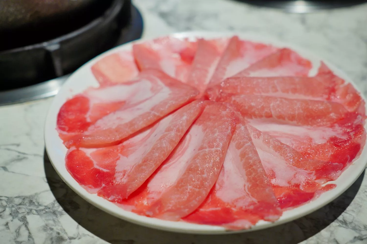 【霧峰火鍋】築崎相撲鍋物霧峰，平價火鍋只要$170起，自助吧無限吃到飽! @混血珊莎的奇幻旅程