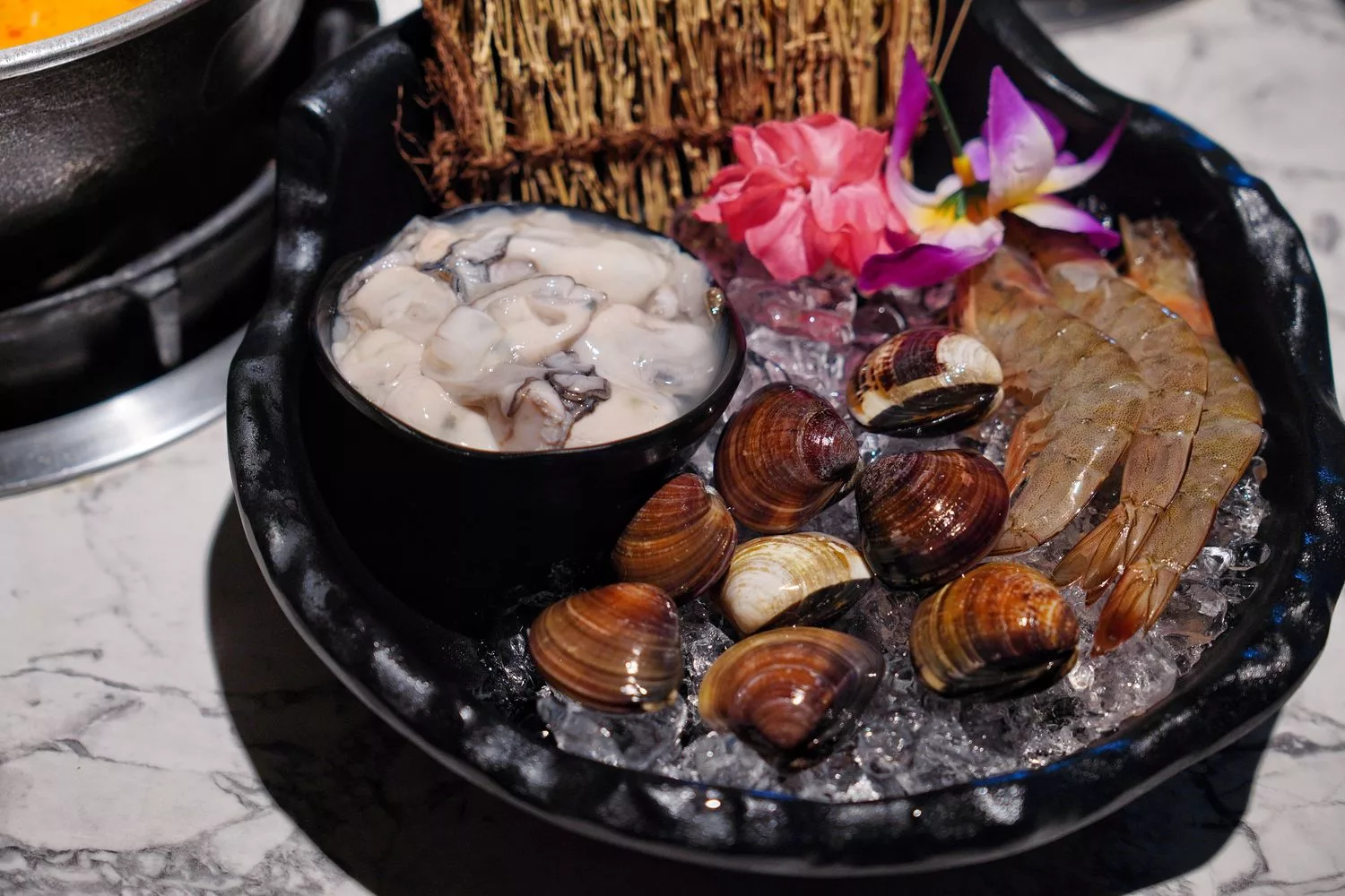 【霧峰火鍋】築崎相撲鍋物霧峰,平價火鍋只要$170起,自助吧無限吃到飽! @混血珊莎的奇幻旅程 【霧峰火鍋】築崎相撲鍋物霧峰,平價火鍋只要$170起,自助吧無限吃到飽! @混血珊莎的奇幻旅程