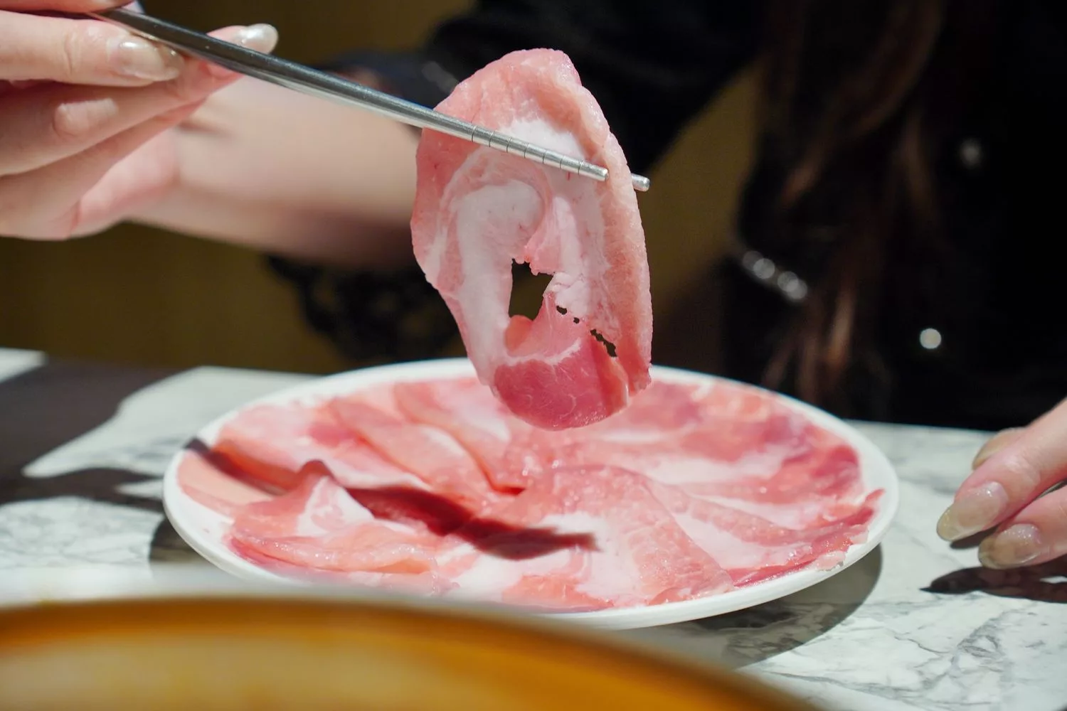 【霧峰火鍋】築崎相撲鍋物霧峰,平價火鍋只要$170起,自助吧無限吃到飽! @混血珊莎的奇幻旅程 【霧峰火鍋】築崎相撲鍋物霧峰,平價火鍋只要$170起,自助吧無限吃到飽! @混血珊莎的奇幻旅程