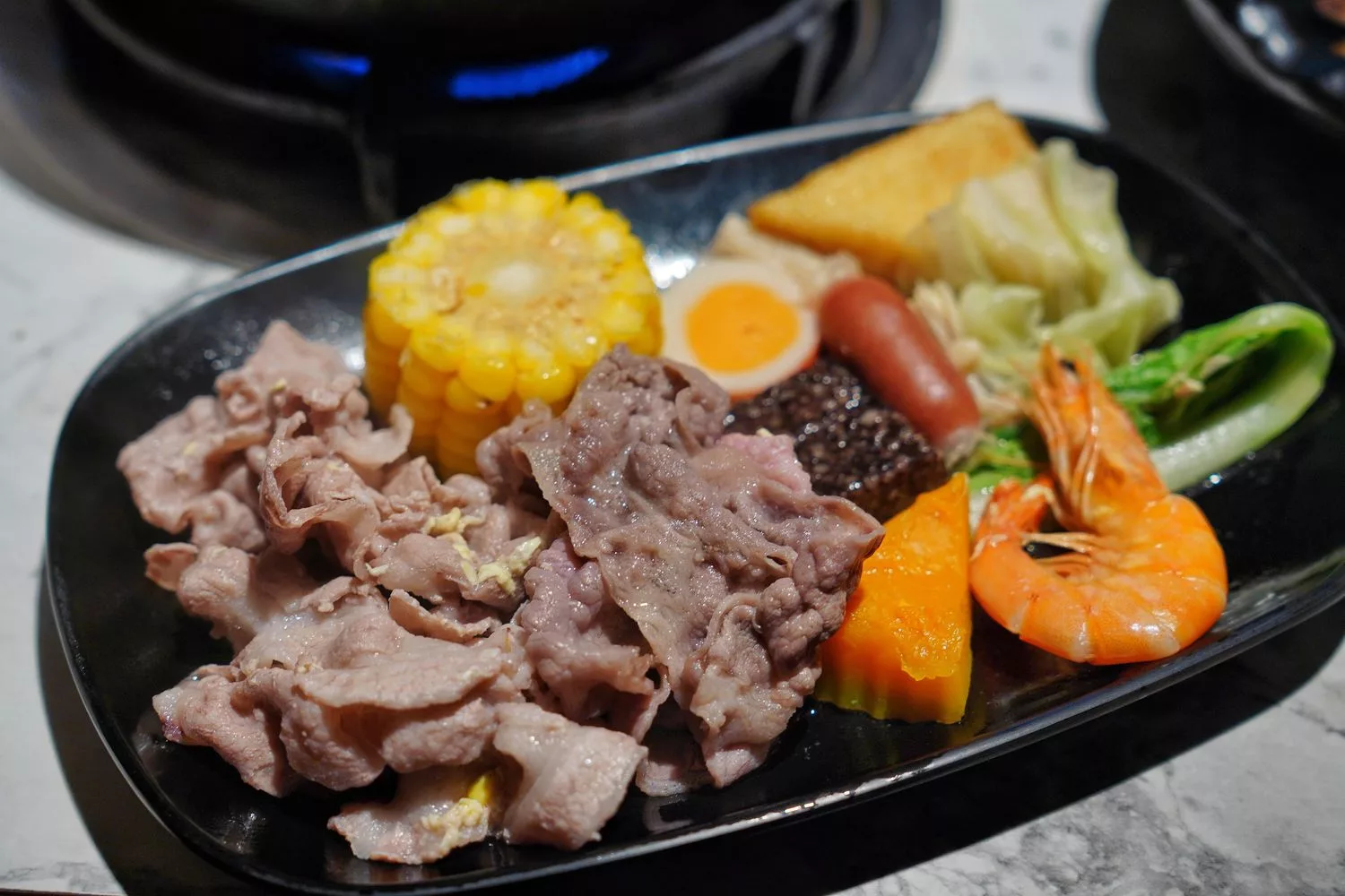 【霧峰火鍋】築崎相撲鍋物霧峰,平價火鍋只要$170起,自助吧無限吃到飽! @混血珊莎的奇幻旅程 【霧峰火鍋】築崎相撲鍋物霧峰,平價火鍋只要$170起,自助吧無限吃到飽! @混血珊莎的奇幻旅程