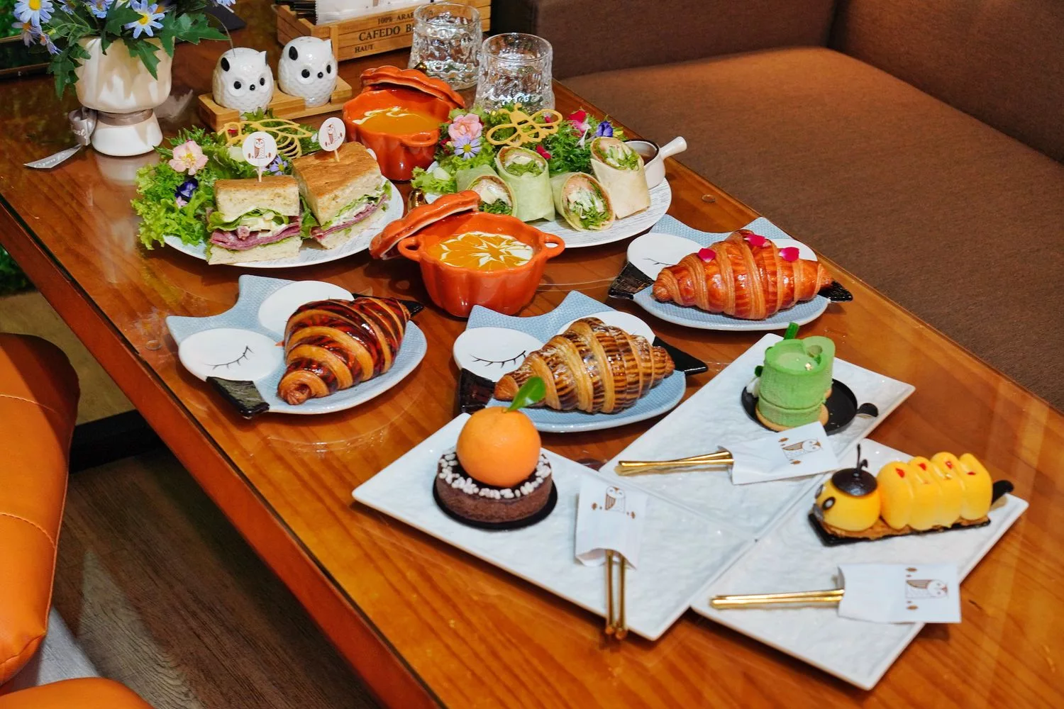 【岡山蛋糕】WOW的店,必吃招牌法式緞帶可頌,法國藍帶手工甜點跟飲品樣樣驚豔! @混血珊莎的奇幻旅程 【岡山蛋糕】WOW的店,必吃招牌法式緞帶可頌,法國藍帶手工甜點跟飲品樣樣驚豔! @混血珊莎的奇幻旅程