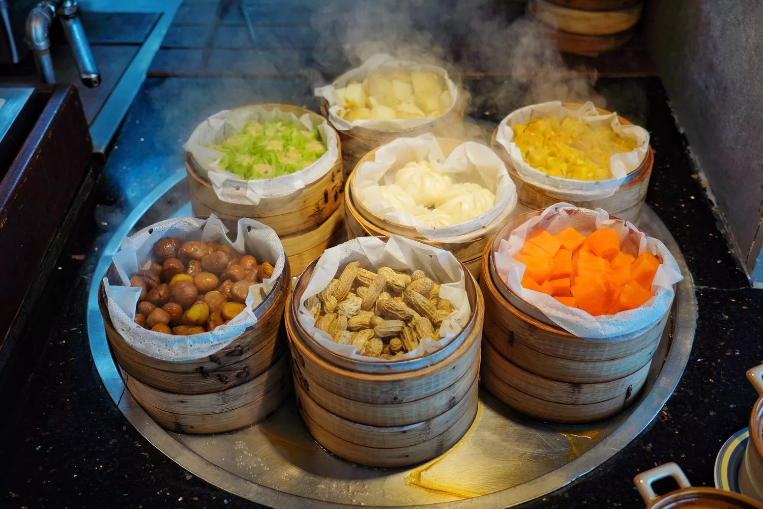 【墾丁凱撒自助餐】墾丁凱撒晚餐，屏東海鮮多國料理，海洋風餐廳賞絕美海景! @混血珊莎的奇幻旅程