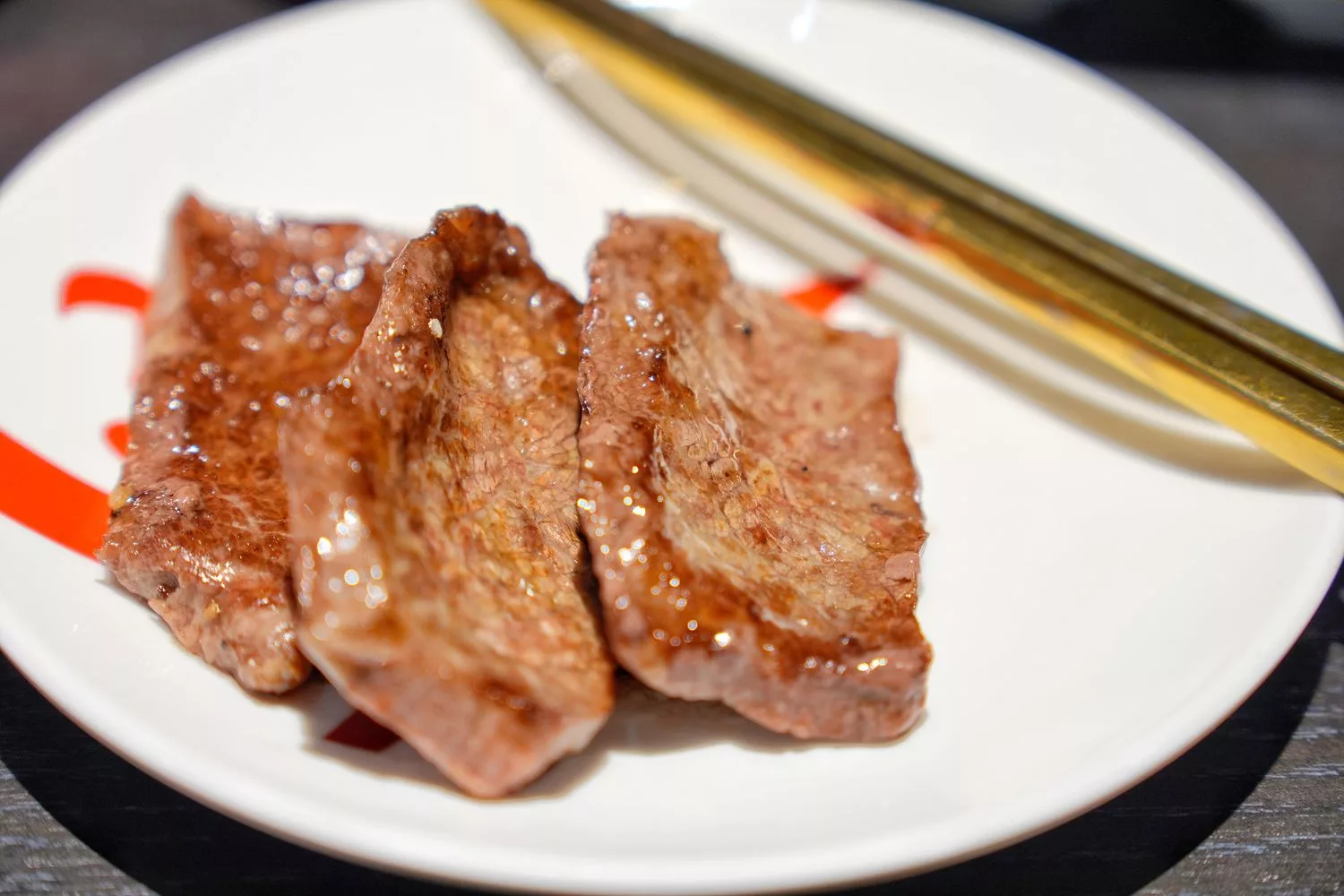 發肉燒肉餐酒，Google評價 4.9 顆星人氣推薦，慶生聚餐嗨不停! @混血珊莎的奇幻旅程