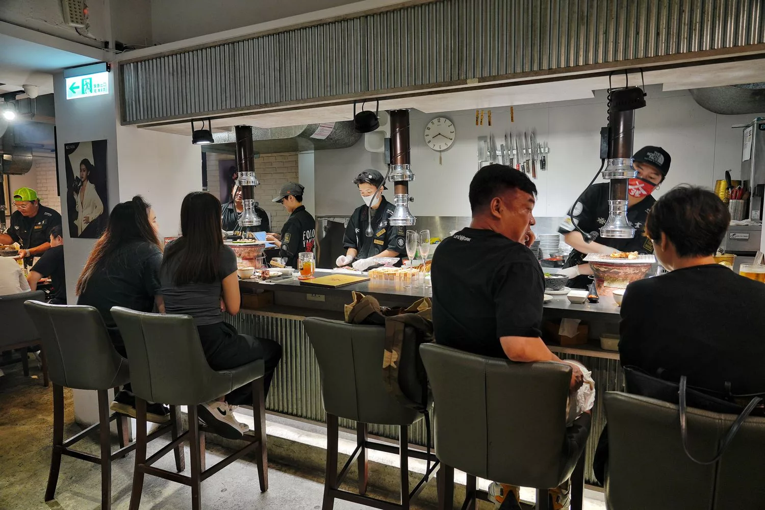 發肉燒肉餐酒，Google評價 4.9 顆星人氣推薦，慶生聚餐嗨不停! @混血珊莎的奇幻旅程