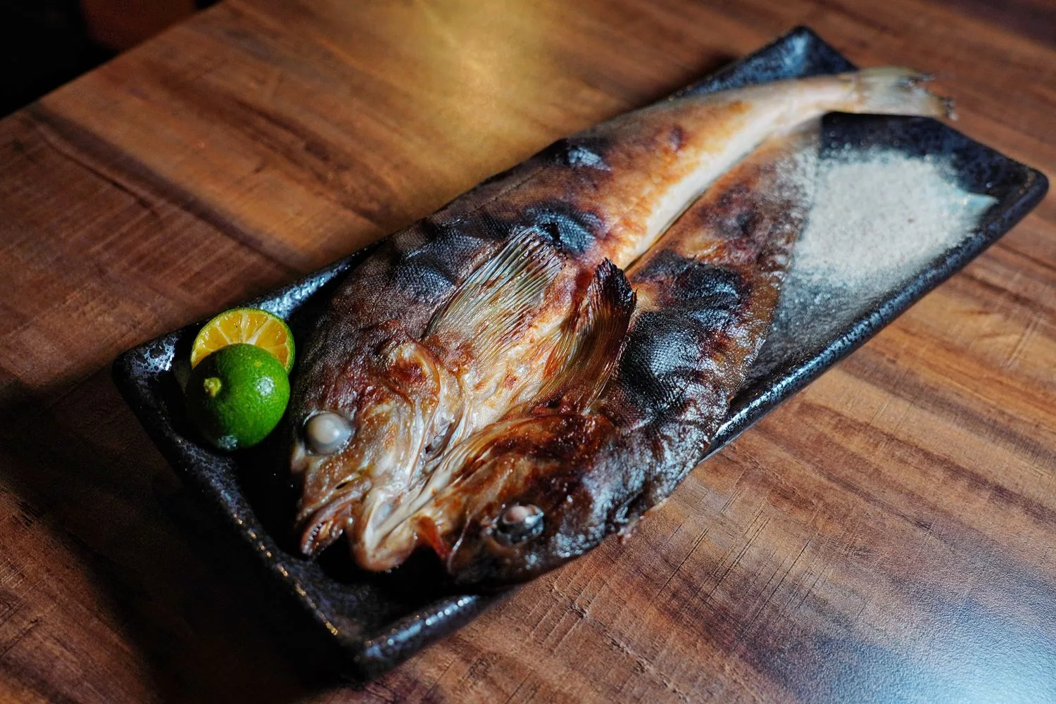 【江子翠美食】串岐日式居酒屋，4.9 顆星高評價，江子翠捷運站出口旁! @混血珊莎的奇幻旅程