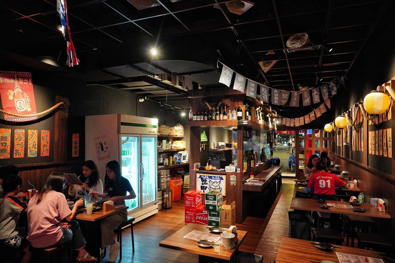 【江子翠美食】串岐日式居酒屋，4.9 顆星高評價，江子翠捷運站出口旁! @混血珊莎的奇幻旅程